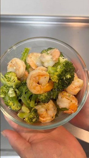 『手間のかかるエビマヨをちょー簡単に!!』エビマヨサラダ🥗🦐🥦 #cooking #今日の晩ごはん #料理 #簡単レシピ #ズボラ飯 #おうちごはん #エビマヨ #エビ #ブロッコリー