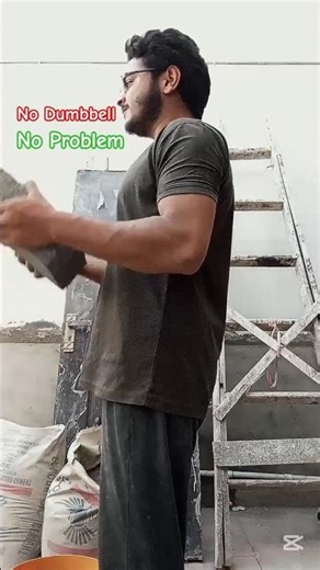 No Dumbbell= No Problem 💪🏻 #dumbbell #fitness #shorts ‪@RandomGuy-e7u‬