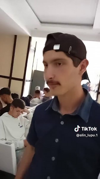 la roman✌🏻 #fyp #tik_tok #5pasidebine #voiceeffects #viralvideos TikTok