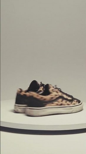 Bringing new life to the original 90s Leopard Old Skool with the Premium Old Skool Music Collection.