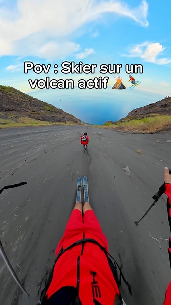 POV: skiing on a volcano 🌋⛷️ Not on snow... but on volcanic ash!