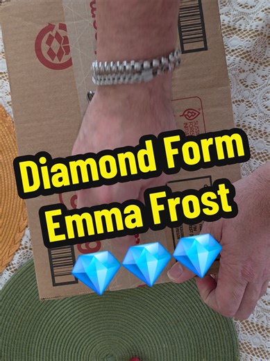 Marvel Legends Emma frost in Diamond form!!! She's beautiful!! Todos deben tenerla!! #marvellegendscommunity #toycollection #customactionfigures #xmen97 #avengersdoomsday