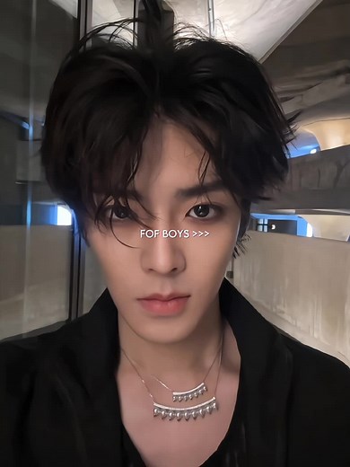 Fangs Of Fortune: Fashion Moments of FOB Boys