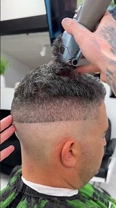 Mastering the High Fade Tutorial with Clippers #fade #barber #haircut