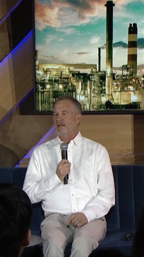 ClientEarth USA on Instagram: "The insurance industry has known for decades that greenhouse gas emissions drive climate change, extreme weather and a crisis that is leaving entire regions completely uninsurable. Yet even as some insurers warn communities they’re becoming “too risky” to cover, many still invest in the fossil fuel expansion fueling these disasters - investing in the very risk they claim to protect customers from. Without legal accountability, the systems won’t change and big corpo