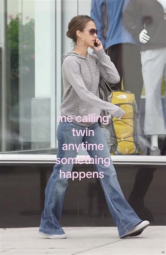 Jessica Alba's Twin: Relatable Moments for Everyone