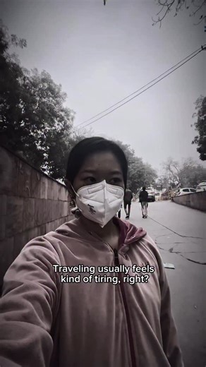 Mari 🇮🇳🇯🇵india on Instagram: "📣What’s your favorite snack? Tell me in the comments 👇 (And no super sweet ones for me 😆) India travel day 🇮🇳✈️ From rickshaw chaos to the biggest van ever 😂 And of course, Khakhra as my travel snack！ Not too sweet. Just perfect❤️‍🔥 旅行最終日、一番貸切バンに驚いた日でした。 これなら長距離移動も楽すぎて…。完全プライベートだから安心！日本に欲しい…。 団体旅行ならバン➕ドライバーセットにした方がいいかも！ #udaipur #maharashtra #インド #インド旅行#ウダイプール"