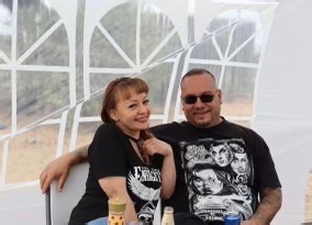 Families hold vigil, remember two who died in shooting last weekend in Albuquerque