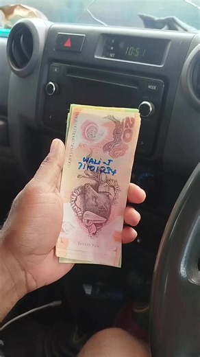 Who Writes Their Phone Number on Money?! 😅💸 #wali #madang