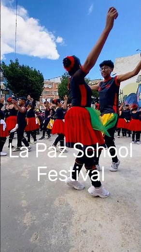 La Paz School Teachers & Students Perform a Beautiful Bolivian Folk Dance 🇧🇴
