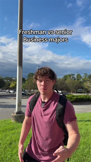 Easy major #college #collegehumor #freshman #senior #business | business major