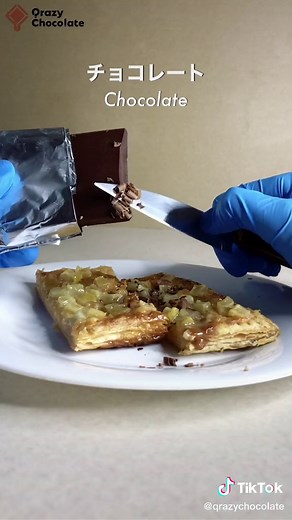 夏の終わりのクリーチャーチョコパイ: 不思議な味覚体験