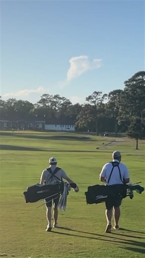 Heat Waves mean more Sunset rounds. #heatwave #summer #summergolf #evolvegolf #golftiktok #golf #golftok