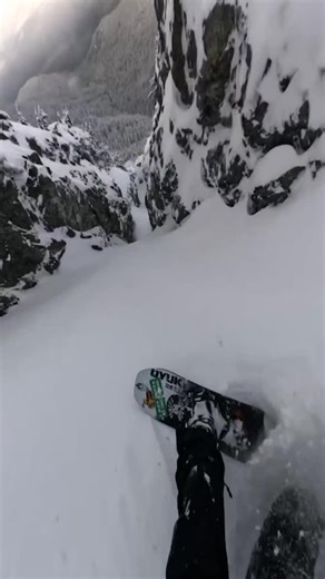 GoPro Snow | What a wild place to go snowboarding. @danscnln navigating with confidence 💪 #GoPro #GoProSnow #Snowboarding | Instagram