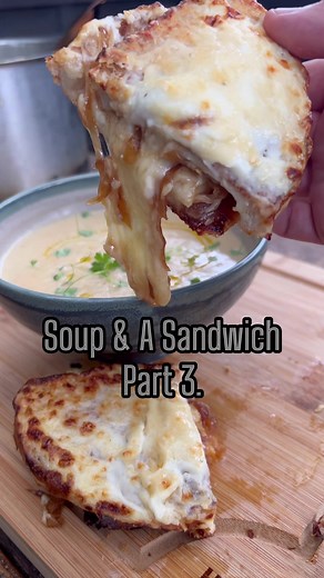 Cauliflower and Cheddar Soup with Sandwich - Recipe & Tips!