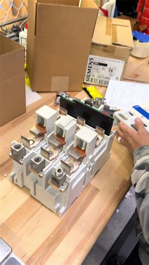 Jr. explaining what he’s doing in the shop! Check us out for all your electrical supply needs www.breakerscontrols.com #electricalcontractor #electrician #electriciansoftiktok #electricalsupply #electricalwork