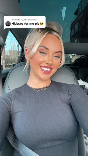 Rhiannon Blue (@rhiannon_bluee_)’s videos with original sound - Rhiannon Blue