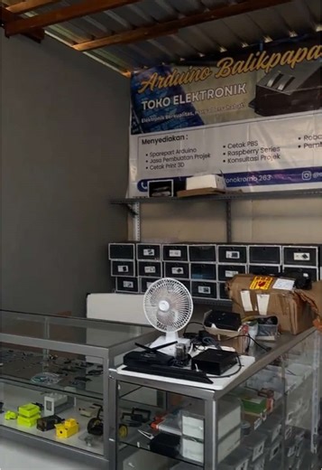 Belajar arduino dan membuat project bersama dengan Sahabat Arduino Balikpapan more info .0851-2919-3286 #arduino #arduinobalikpapan #belajararduino #esp32project #belajararduino #esp32balikpapan #codingbalikpapan