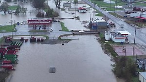 MAJOR FLOODING is occurring currently in Portageville, Missouri. Multiple houses, businesses and roads are under water. Notice the Mcdonald's is still open as flood waters rise. | Storm Chaser Corey Gerken