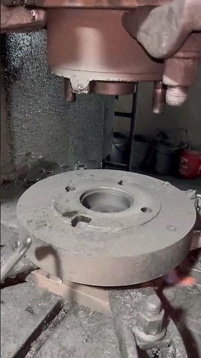 Precision aluminum shaping — smooth strokes, clean lines, pure satisfaction ⚙️🩶