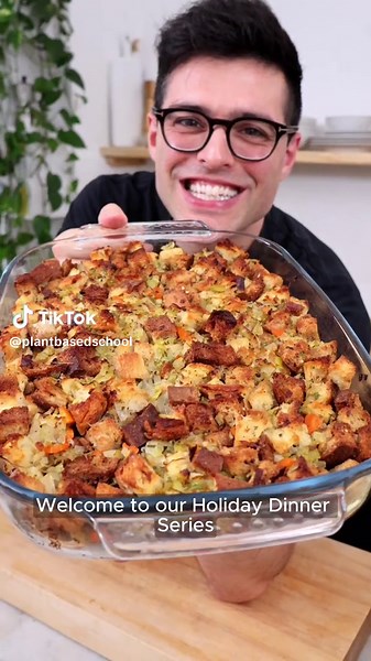 Vegetarian Stuffing Recipe for a Memorable Holiday Dinner