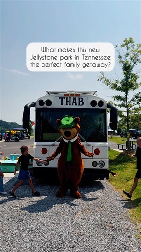 If you are looking for a summer ☀️ getaway that includes water 💧 and nonstop family fun 🤩, this brand new Watts Bar Lake Jellystone Park™ in Tennessee needs to be on your list 💫! ad We found everything we love in one place: 💦 A multilevel splash pad with several water slides, cannons and a splash tower 🎉 A giant jumping pillow that keeps the kids bouncing for hours 🏊 Boo Boo™ pool—the perfect resort style pool 🏀 Basketball courts for a little friendly competition 🎨 A fully loaded Activit