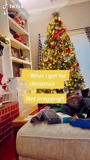 Let me know if y’all want some among us content🥺🥺🥺🥺 #christmashaul #fyp #Christmas2020 #viral