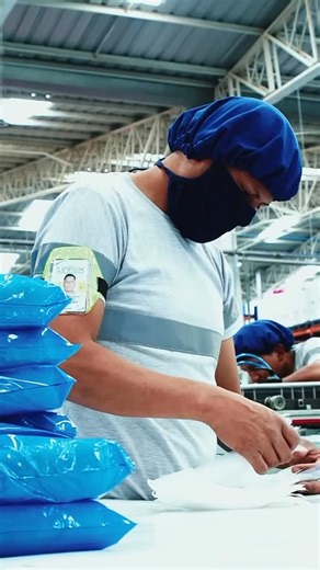 TINFLEX on Instagram: "Así se ve por dentro: ritmo, orden y gente que sabe lo que hace 🤩. Procesos que no siempre se ven, pero que hacen la diferencia. Listos para producir, siempre."