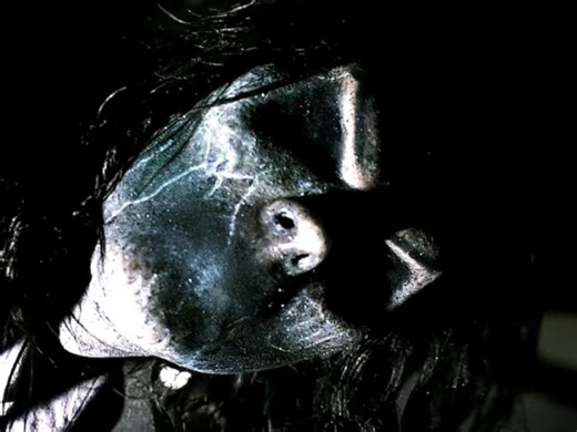 一家四口以上吊的姿势被绳索捆绑脚尖触地，遥遥窒息而死……而下一秒，让人脊背发冷#胆小慎入