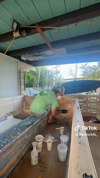 Reinforcing the Transom with Fiberglass Layers