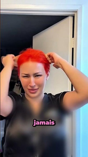 La perruque ne passe pas par-dessus mes cheveux