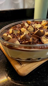 580K views · 4.6K reactions | Bombom na travessa de uva com sonho de...