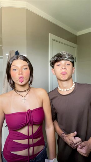 Beautiful Girl in Manu Pucca Style