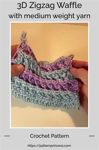 1 Row Repeat: 3D Zigzag Waffle with medium weight yarn