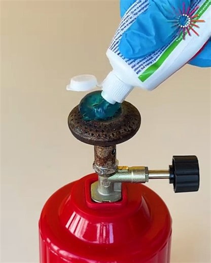 Clean rusty metal parts with this hack - video Dailymotion