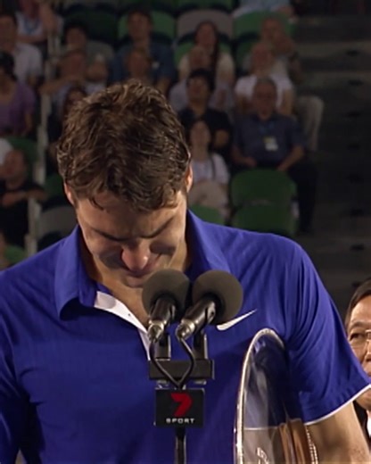 🥺 𝐄𝐬𝐩𝐞𝐜𝐢𝐚𝐥 𝐍𝐚𝐝𝐚𝐥 | El día que derribó el muro del tenis español: "Federer vio peligrar su legado" 📺 Desde las 21:30 en Eurosport 2 y Max | Eurosport España