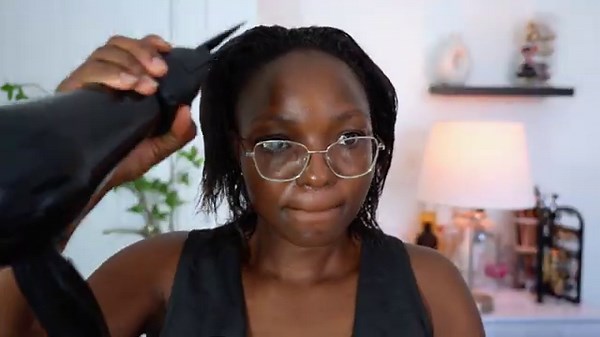 BEGINNER BLOW DRY AND STRAIGHTENING RELAXED HAIR AT HOME