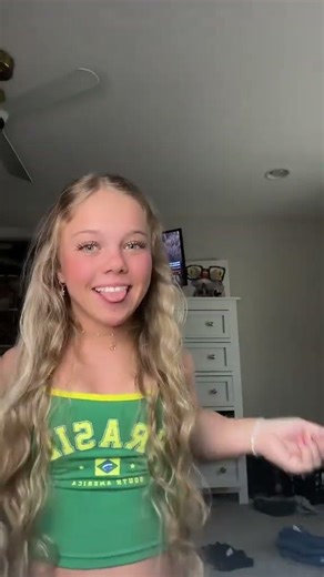 So into u lipsync fyp #Shorts #phoenix.negaard