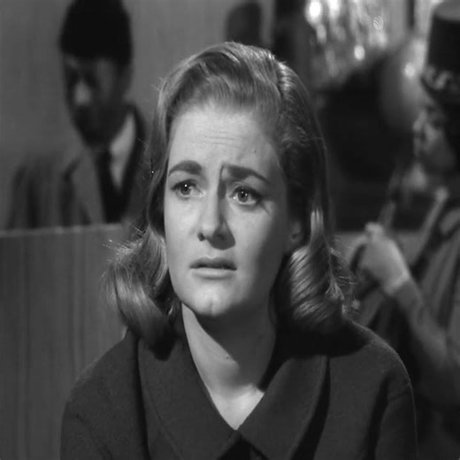 𝕋𝕙𝕖 𝕋𝕨𝕚𝕝𝕚𝕘𝕙𝕥 ℤ𝕠𝕟𝕖 - S04e17 Passage on the Lady Anne - May 9 1963 sHORT 334