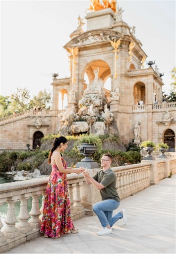 Best Tips for a Surprise Proposal in Barcelona 💍 Barcelona is the perfect city to pop the question — let’s make it unforgettable. 1. Hire a local proposal photographer who helps you plan, not just take photos. They’ll guide you on location, timing, and logistics so you can stay relaxed. 2. Choose a spot that feels meaningful to you as a couple. 3. Timing matters — sunrise or sunset light fewer crowds = magic. 4. Create a believable excuse so your partner stays completely surprised. 5. Check the
