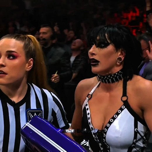 Dominik Thought He Had Control… Then Cody’s Team Attacked! 😱#wweraw#shorts #shortedit