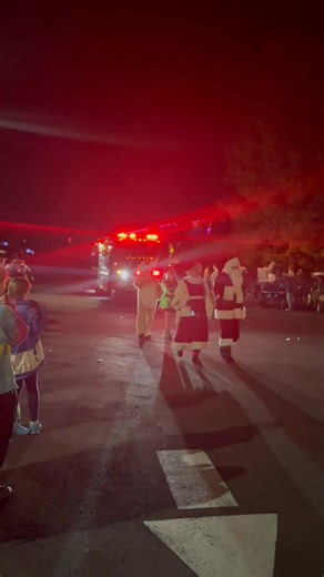 3.2K views · 61 reactions | Every year, our Christmas Parade keeps us guessing! We’ve marched through snowy blizzards, bundled up on dry but freezing nights, and even enjoyed a few surprisingly warm late November evenings. So the big question is…  What do YOU think the weather will be this year? Drop your guesses in the comments! ⬇️ | The Pines Resort, Bass Lake | Facebook