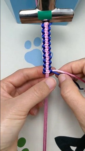 The most common hand rope weaving method