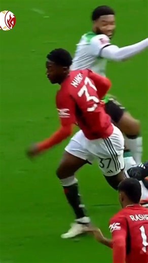 Manchester United fans we forgot so soon how good Kobbie Mainoo was for this team🔥 Next Utd manager should build his team around him and try to bring his best form back He is a star🔥💯 #MUFC #manchesterunited #KobbieMainoo | Red Devils Forever