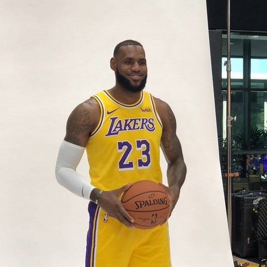 410K views · 795 shares | LeBron James gets his first Lakers portraits! #NBAMediaDay | NBA | Facebook