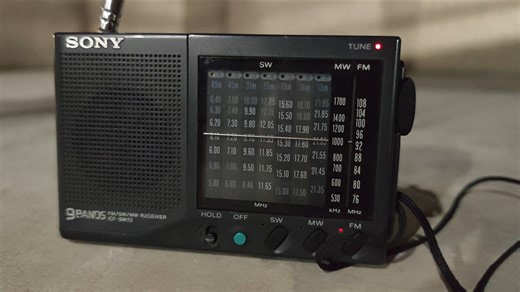 90年代的sony icf-sw22