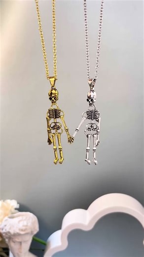 A very cool designed locket that can also be given as a gift.