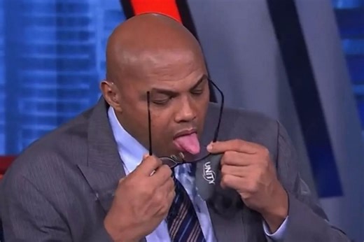 "That's how I clean my glasses" - Charles Barkley once showcased his filthy habit on national TV