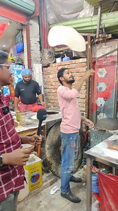 4.6M views · 51K reactions | আকাশে উড়াইয়্যা অদ্ভুত ভাবে ভাজে এই রুটি ! | Hello Bangladesh 2.0 | Facebook