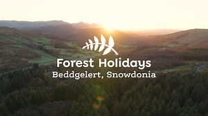 It's time to get cosy with a blanket and a cuppa. Let us take you to beautiful Snowdonia, and to our smallest location, Beddgelert. 🏞 👉 www.forestholidays.co.uk/locations/wales/beddgelert-snowdonia/ | Forest Holidays